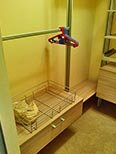 гардеробная из маленькой кладовки